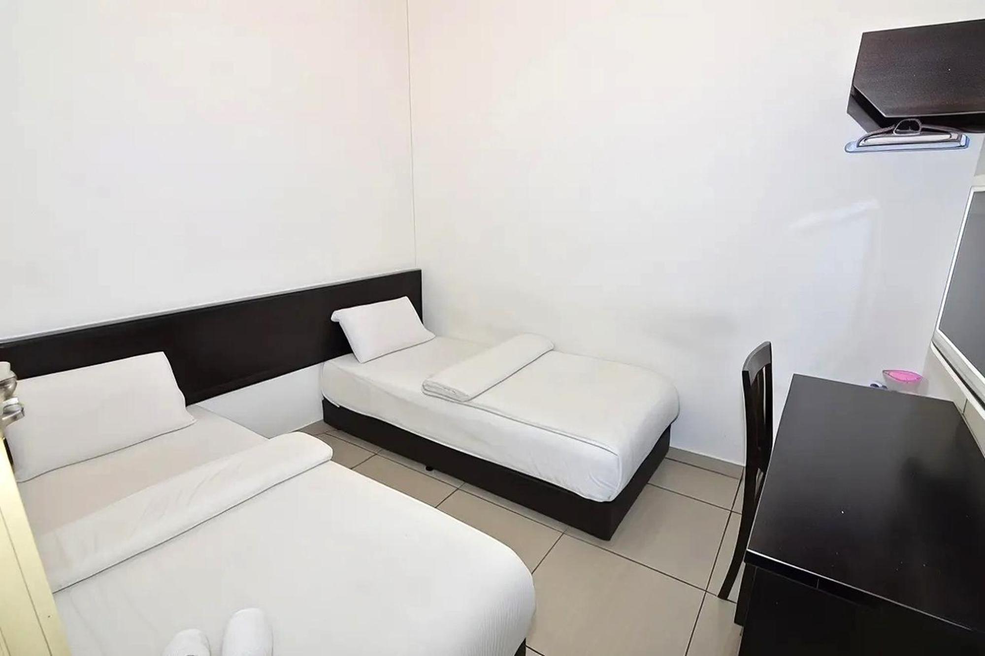 Hotel Alam Indi Johor Bahru Extérieur photo