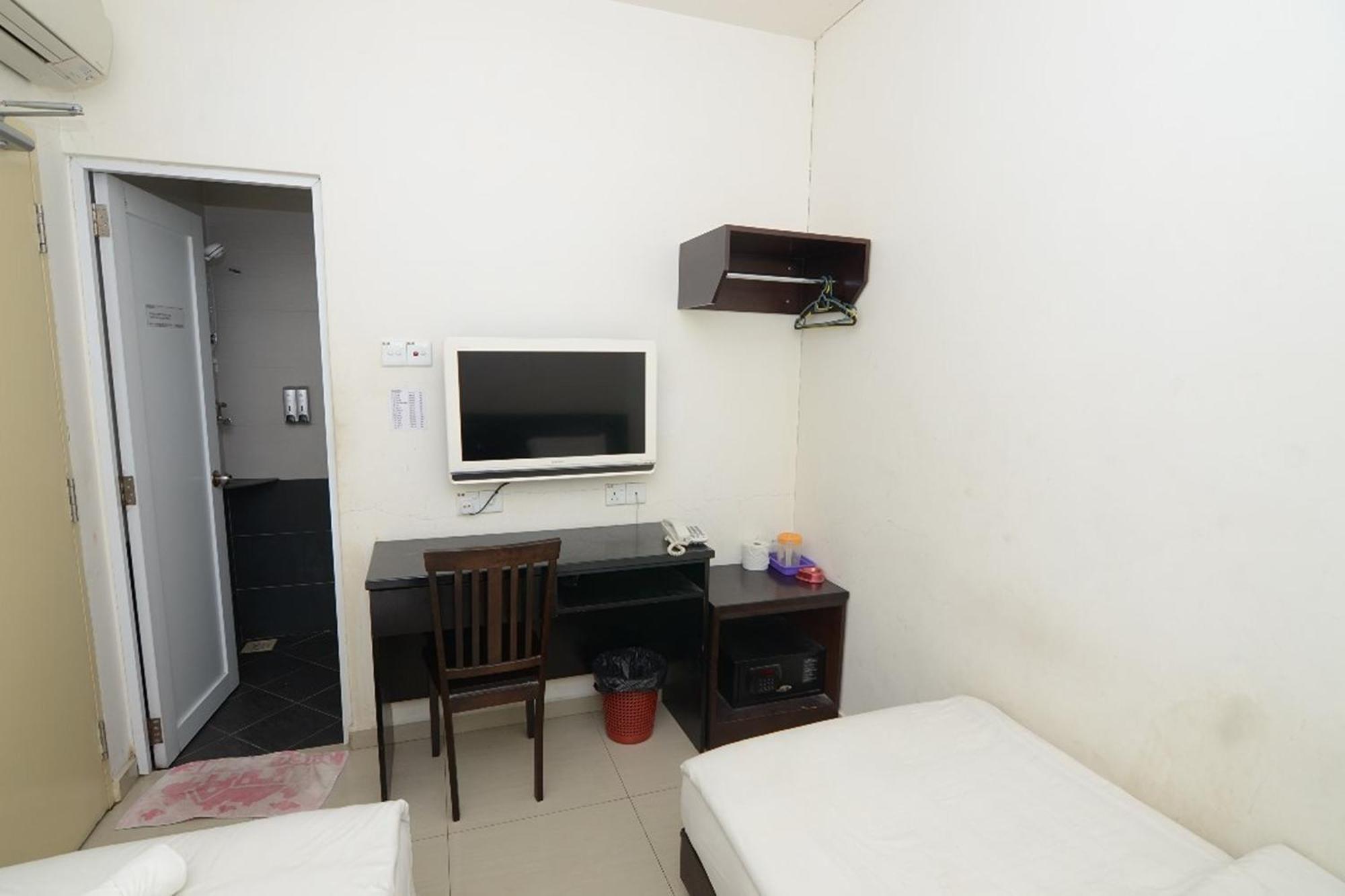 Hotel Alam Indi Johor Bahru Extérieur photo