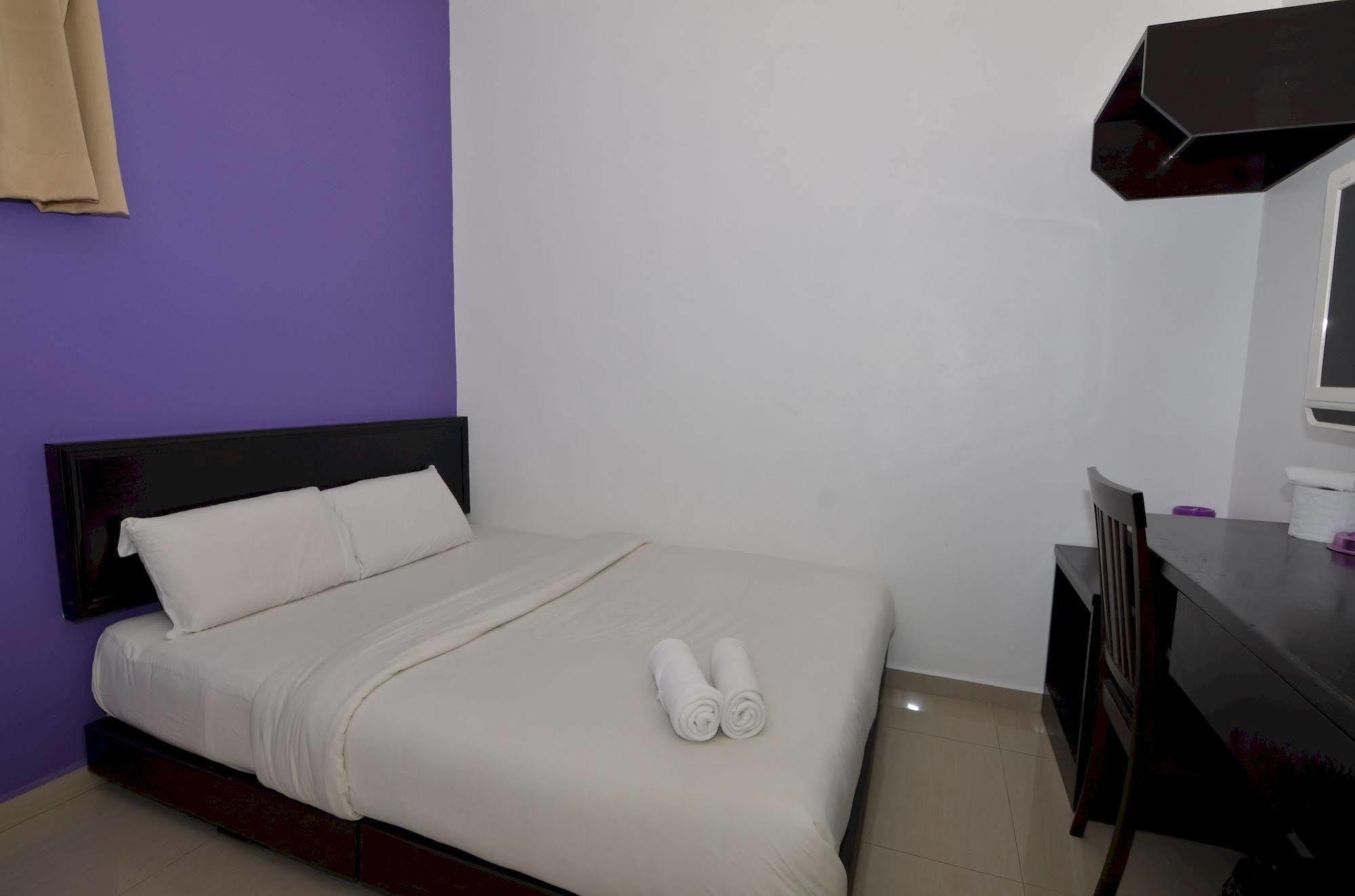 Hotel Alam Indi Johor Bahru Extérieur photo