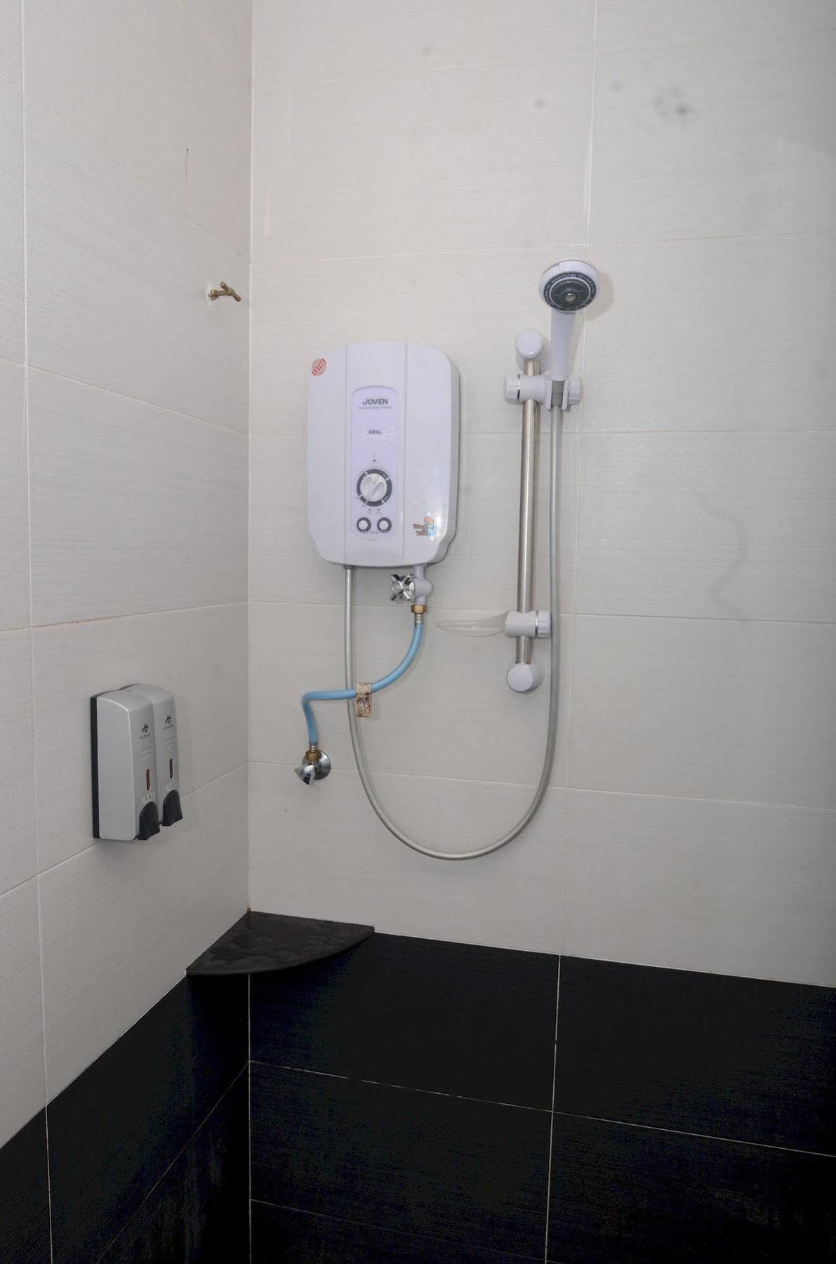 Hotel Alam Indi Johor Bahru Extérieur photo
